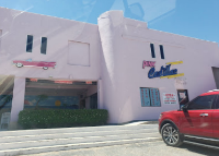 Nightlife Pink Cadillac Restaurant in Puerto Peñasco Son.