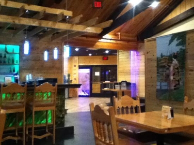 Nightlife W & Z Asian Bistro & Sushi Bar in Pinetop-Lakeside AZ