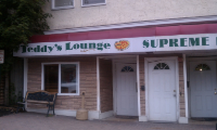Teddy's Lounge