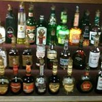 Tiny's Cocktail Bar